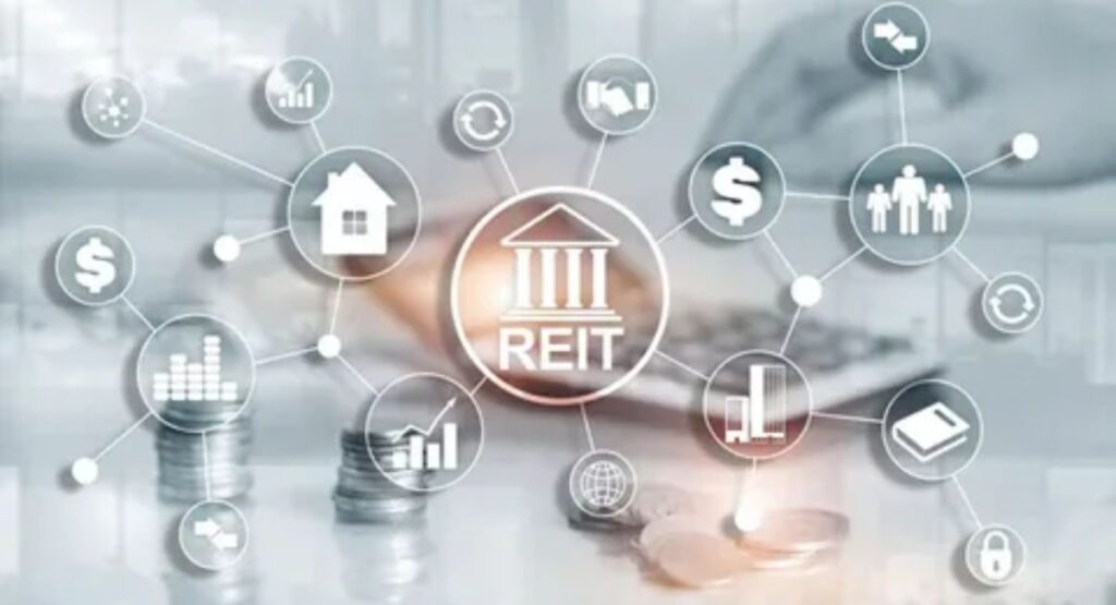 REIT Careers: 7 Reasons This Path Pays Off in 2026